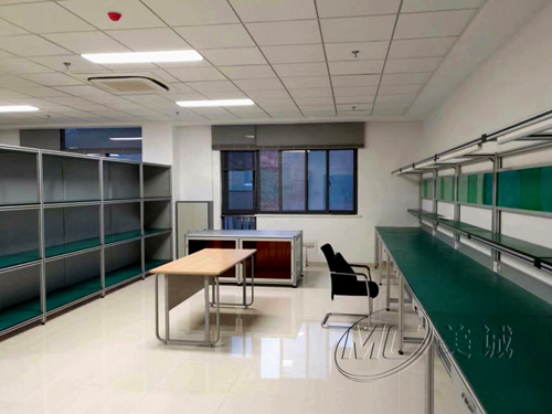 浙江鋁型材廠家生產(chǎn)的防靜電工作臺，和江蘇有什么不一樣？